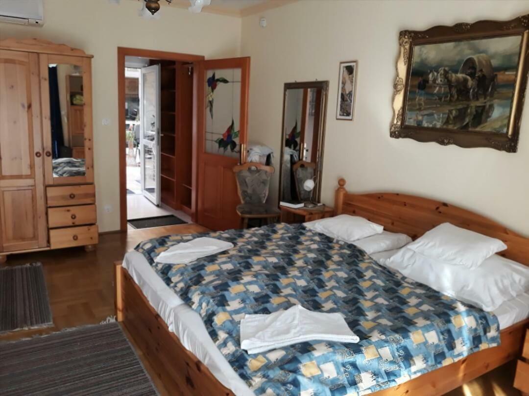 Kenézy Lux Apartman Vendégház Hajdúszoboszló Exterior foto